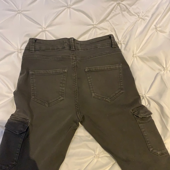 Pants - Picture 4 of 5